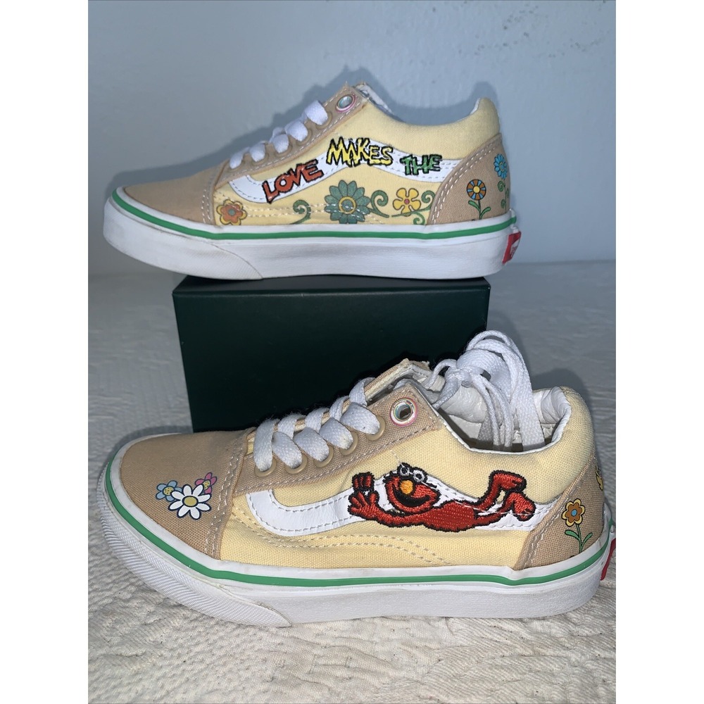 VANS Old Skool x Sesame Street Elmo Sneakers‎ Kids Size 12.5 Classic Skate Shoes